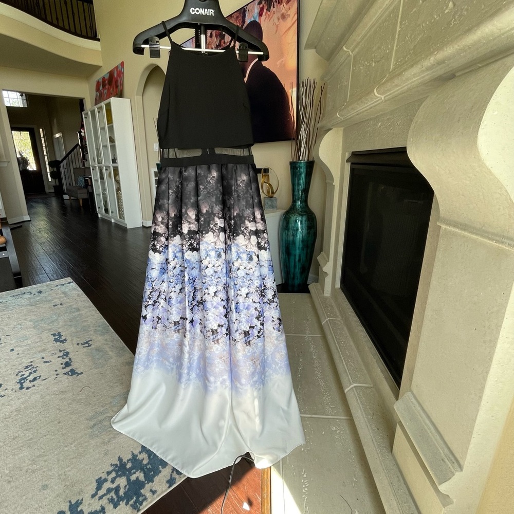 Betsy & Adam Maxi Dress Size 10 Never Be Worn